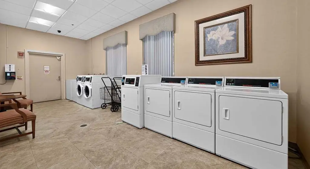 Bet Shalom laundry