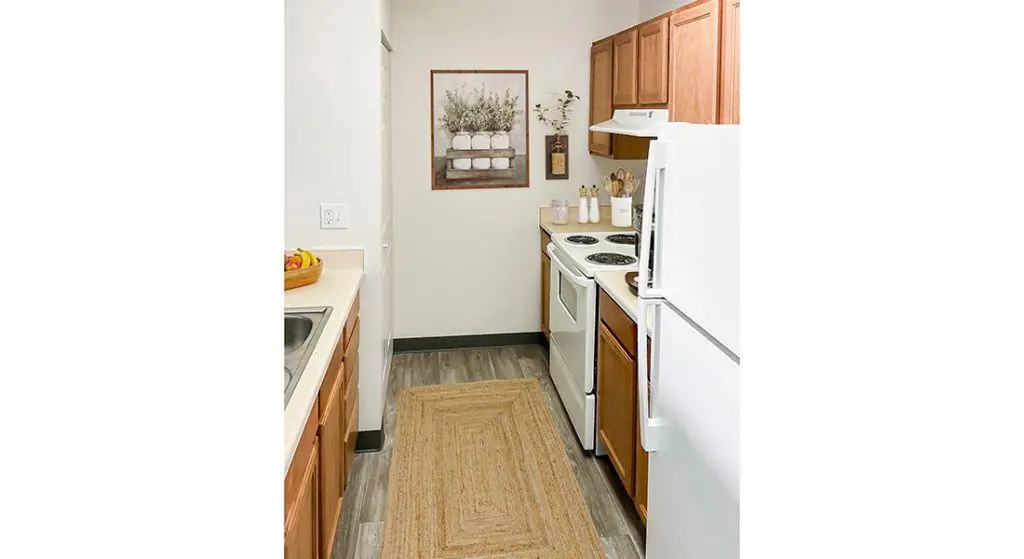 Birchwood Manor kitchen