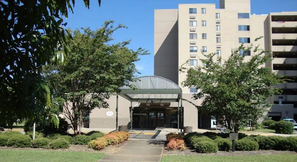 Birmingham Overlook exterior
