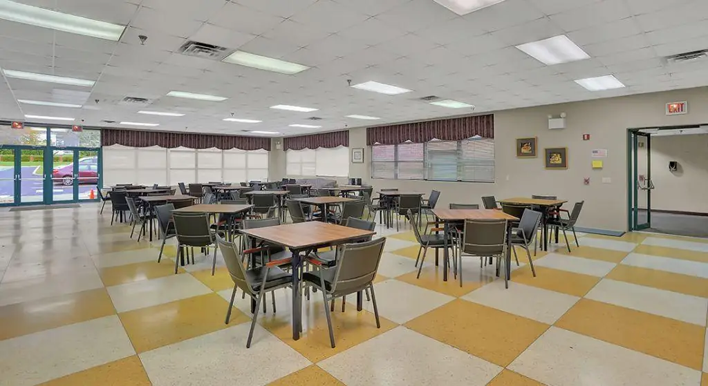 Bridgeville Manor dining room
