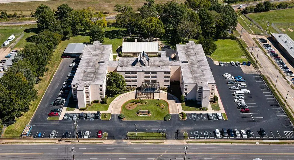 Cedar Hills Apartments exterior