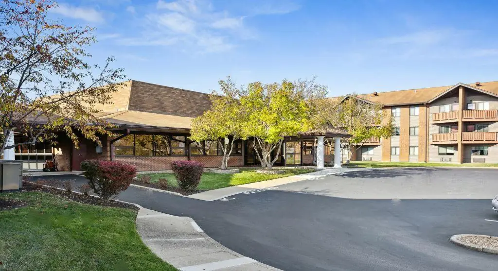 Corinthian I-IV Senior Apartments exterior