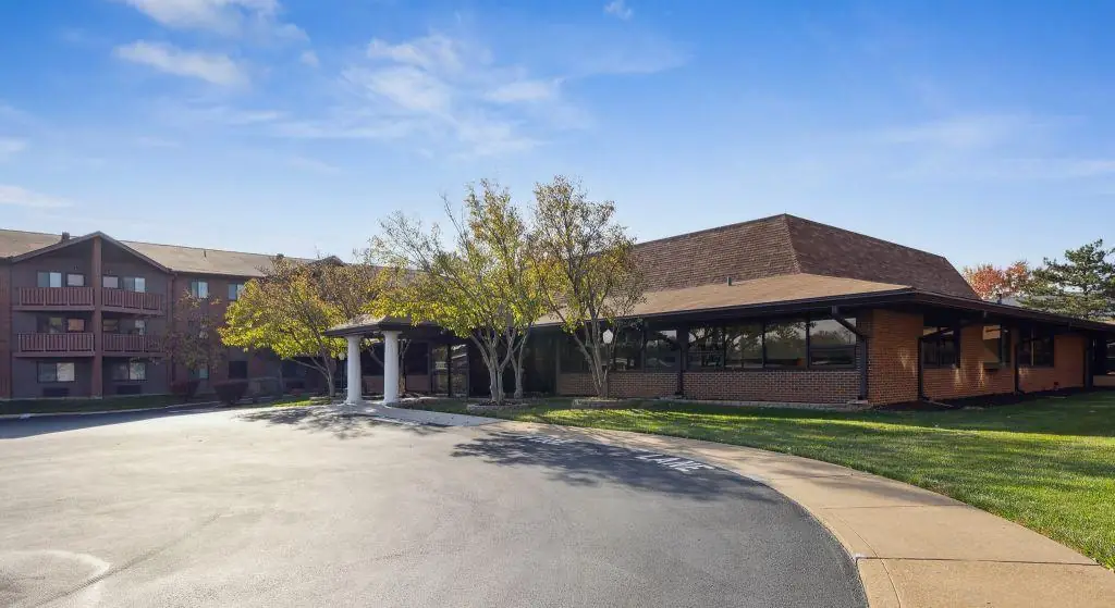 Corinthian I-IV Senior Apartments exterior