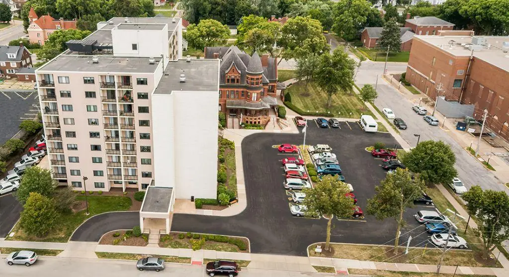 Coventry Apartments exterior