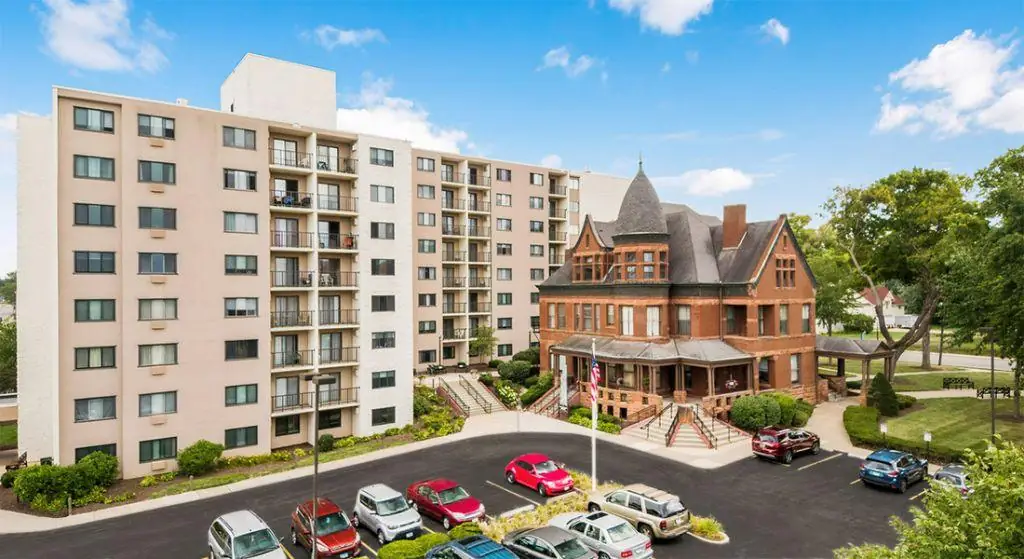 Coventry Apartments exterior