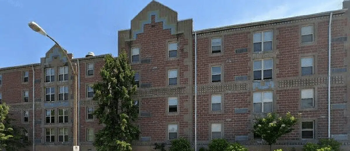 Eads Square Apartments, St. Louis, Missouri