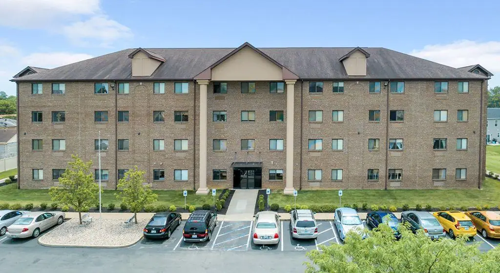 Farmdale Tower II exterior