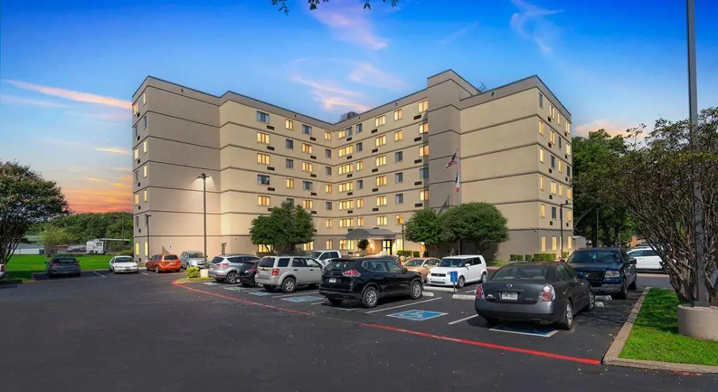 Friendship Tower Corsicana Exterior