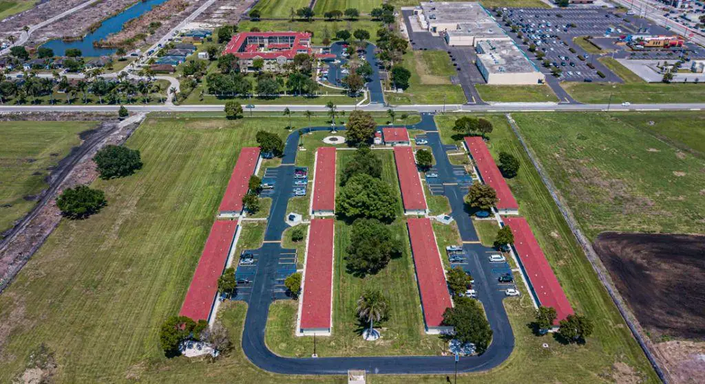 Glades Diamond exterior