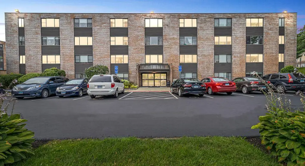 Grant Street Senior Apartments exterior