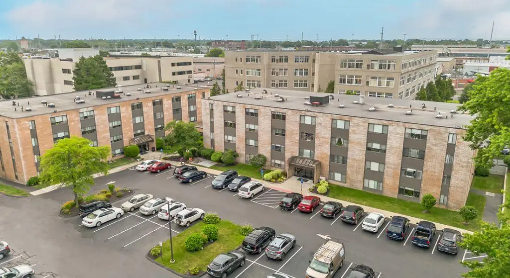 Grant Street Senior Apartments exterior