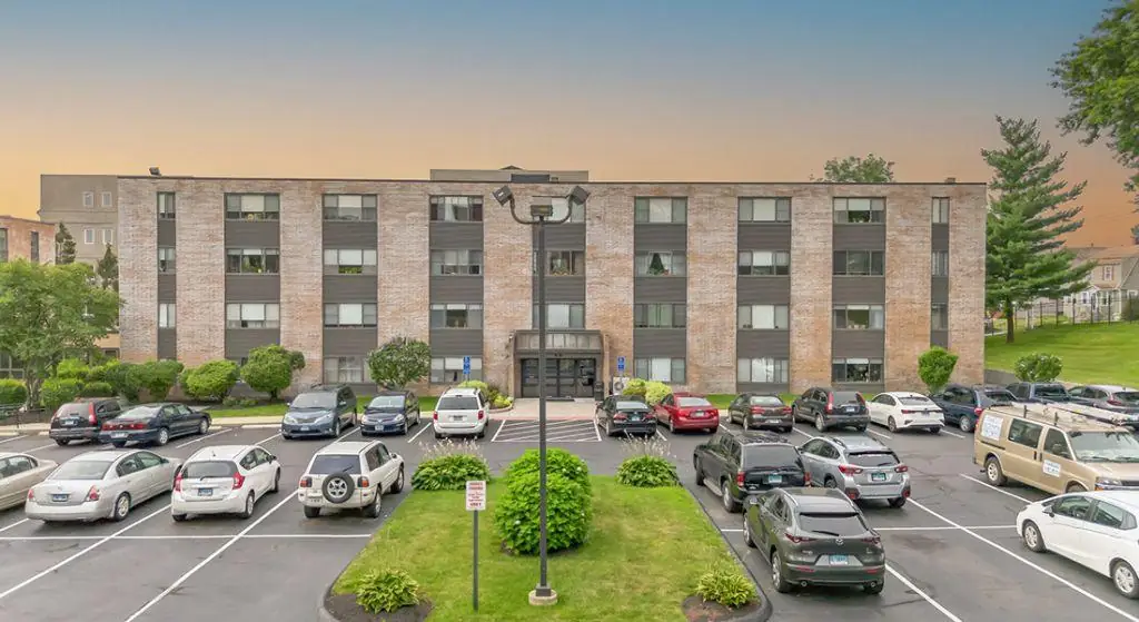 Grant Street Senior Apartments exterior