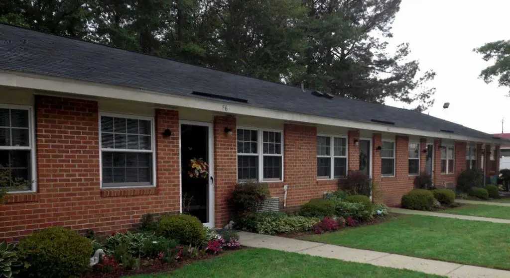 Kirkwood Apartments exterior