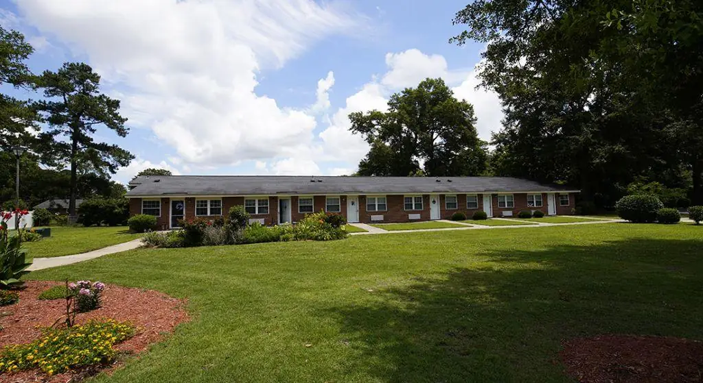 Kirkwood Apartments exterior