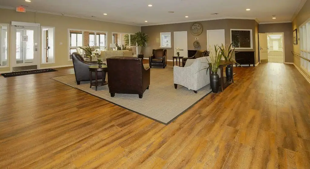 Kirkwood Apartments lounge