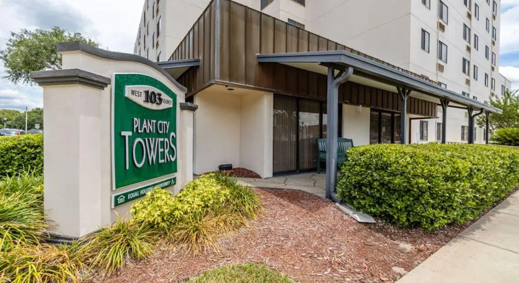 Plant City Towers & Living Center exterior