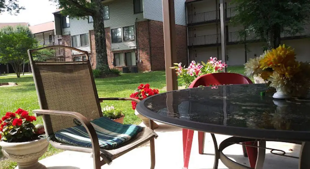 Rockwood Village exterior patio