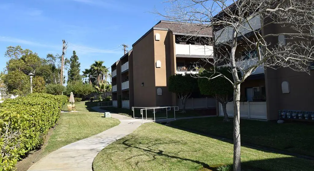 Seaview Plaza exterior