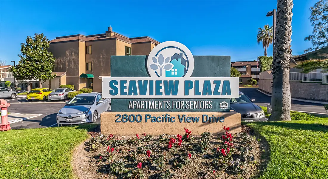 Seaview Plaza, Corona Del Mar, California