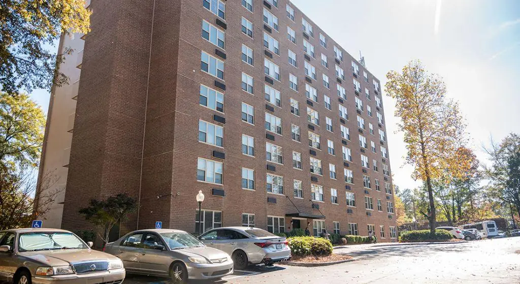 Silvertree Seniors of Atlanta exterior
