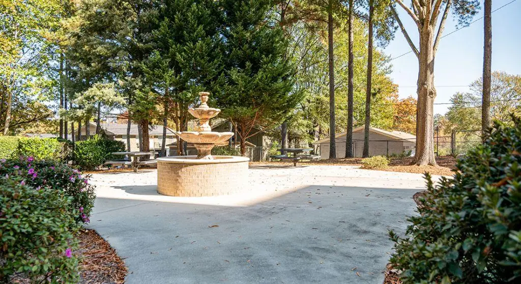 Silvertree Seniors of Atlanta patio