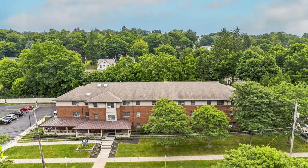 Silvertree Seniors Jamestown exterior