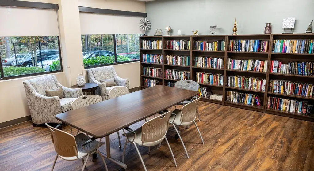 Smyrna Tower Apartments library