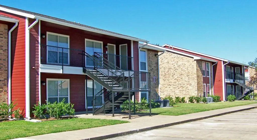 St. James Village exterior