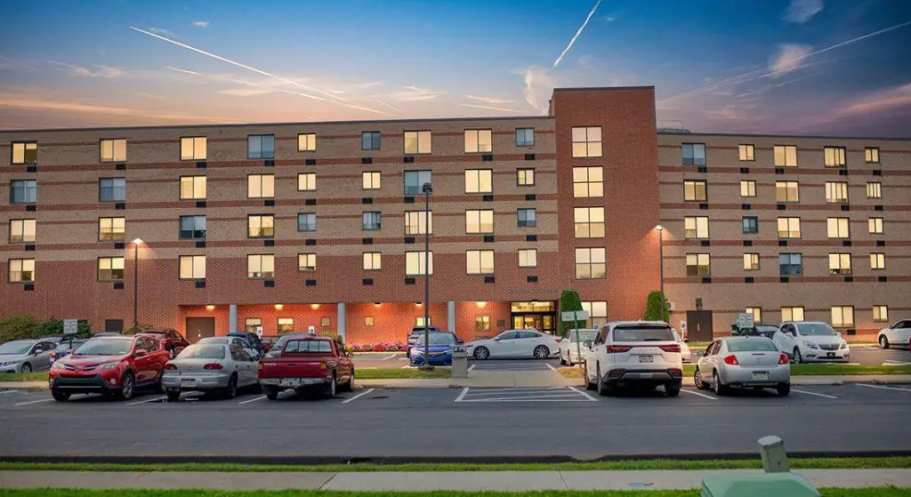 Temple Apartments exterior