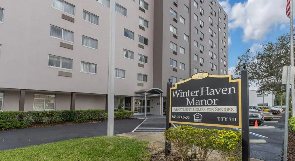 Winter Haven Manor Apartments exterior